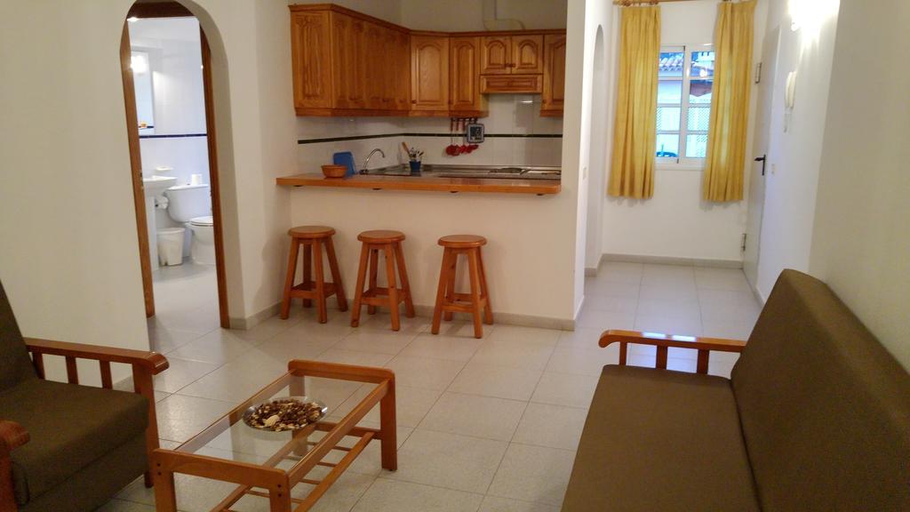 Apartamentos Martell Playa de Santiago  Eksteriør billede